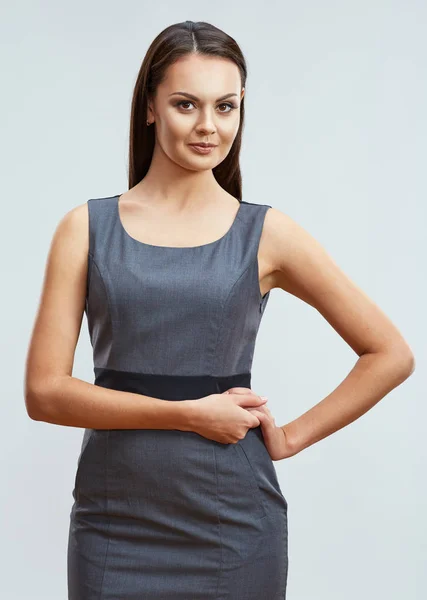 Junge Geschäftsfrau Corporate Style Kleid Posiert Auf Grauem Hintergrund — Stockfoto
