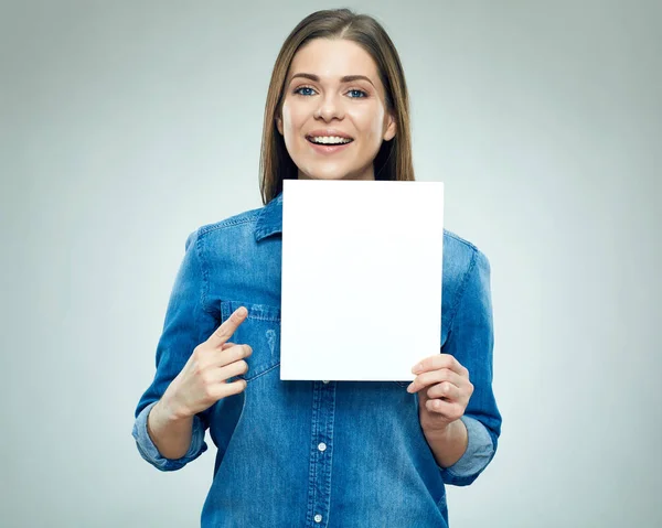Happy Young Woman Holding Sign Board Pointing Finger Copy Space — Stock Photo, Image