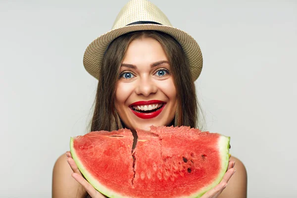 Retrato Mujer Sonriente Sosteniendo Sandía Concepto Dieta Verano Vitaminas —  Fotos de Stock