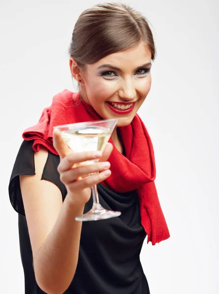 Sorrindo Jovem Mulher Vestido Vestido Vestido Preto Cachecol Vermelho Segurando — Fotografia de Stock