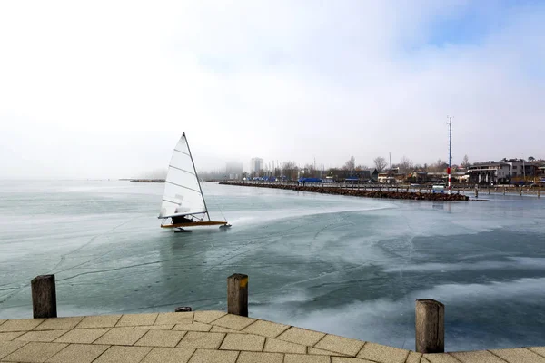 Ice sailing on frozen Lake Balaton — Stock Photo, Image