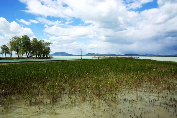 Tiempo tormentoso en el lago Balaton, Hungría — Foto de Stock