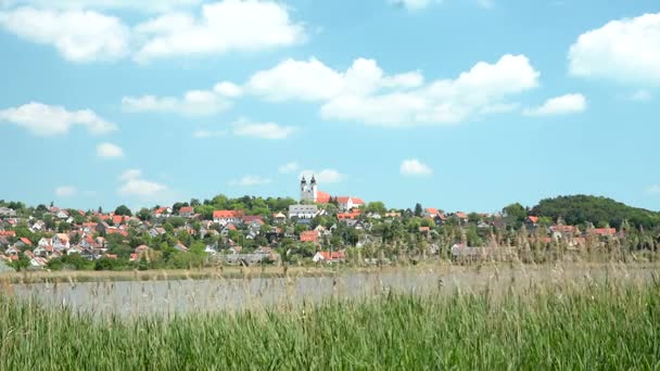 Paisaje de Tihany en el lago Balaton — Vídeo de stock