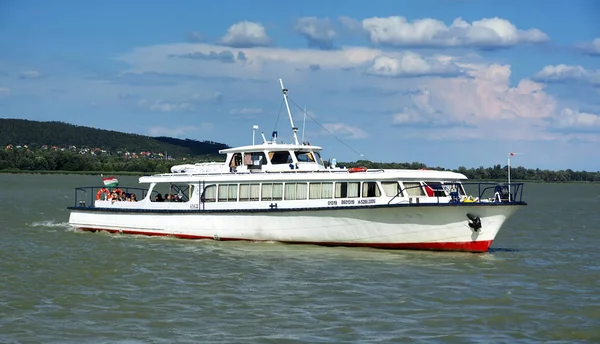 Aracs passenger ship on Lake Balaton in July 2017 — Stock Photo, Image