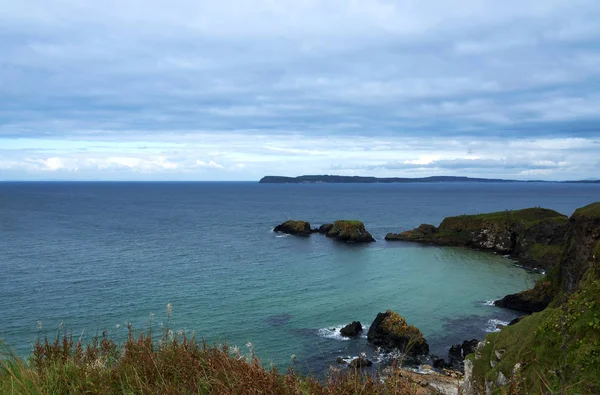 Skaliste Wybrzeże Irlandii Północnej — Zdjęcie stockowe
