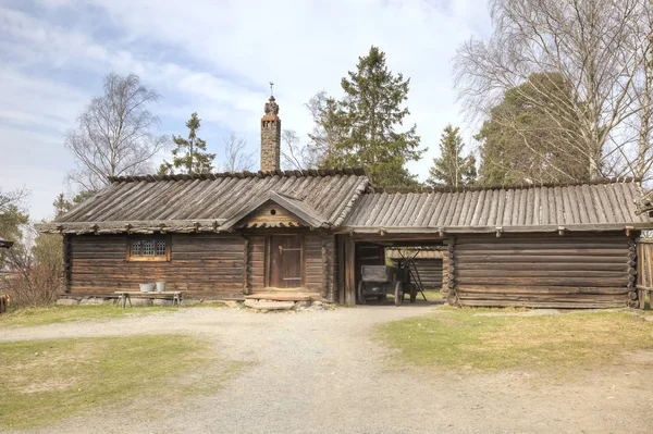 Остров Джургарден, Стокгольм. Музей Скансена. Dwelling-ho — стоковое фото