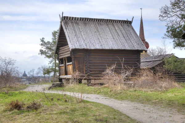 Ostrov Djurgarden, Stockholm. Muzeum Skansen. Stodola — Stock fotografie