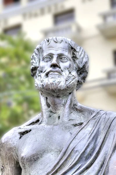 萨洛尼卡。亚里斯多德雕塑 — 图库照片