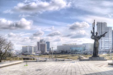 Minsk. Prospekt Pobediteley görünümünü