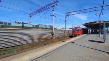 tren istasyonunda tren