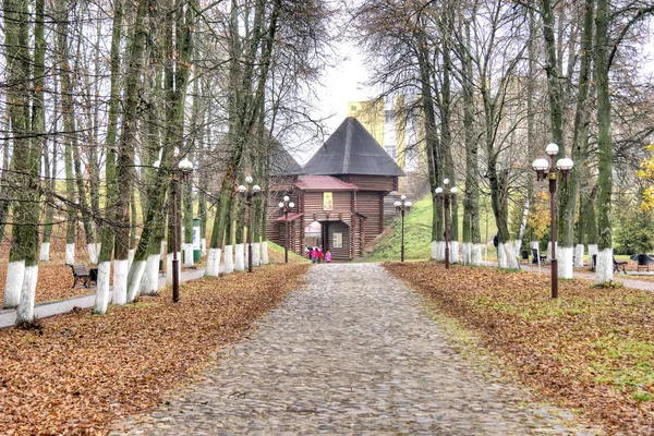 Stadt Dmitrov. Der Kreml. Nikolsky-Tor — Stockfoto