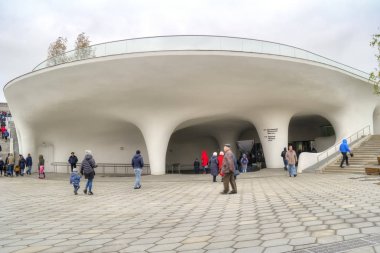 Moskova. Park Zaryadye. Buz Mağarası