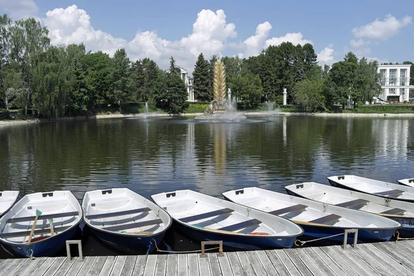 Vdnkh, Bootsstation — Stockfoto