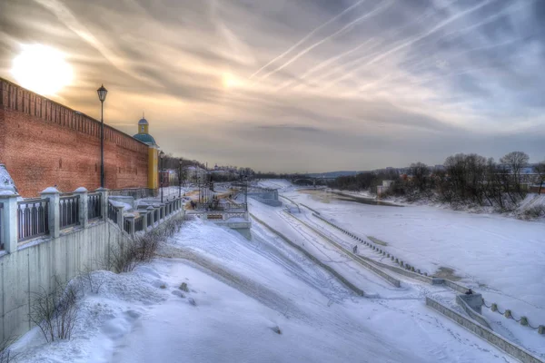 Smolensk. A muralha da fortaleza. Pôr do sol — Fotografia de Stock