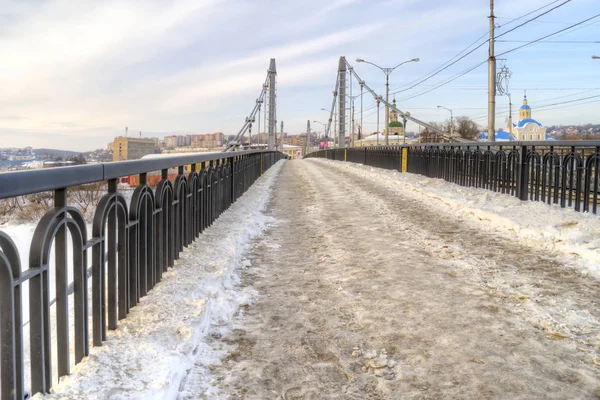 Smolensk. Pedestrian bridge across the Don River — Stock Photo, Image