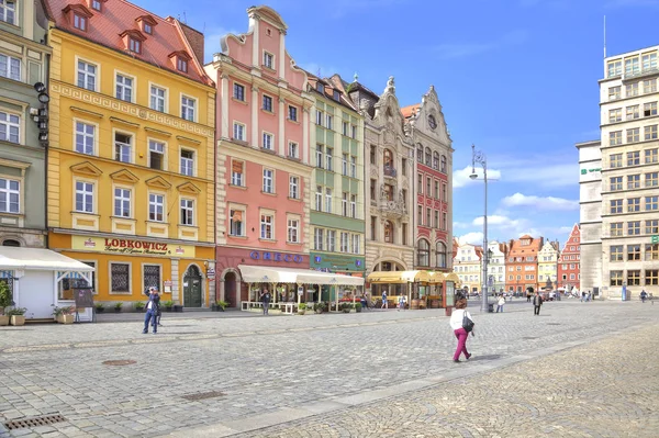 Wroclaw. Oude huizen in het marktplein — Stockfoto