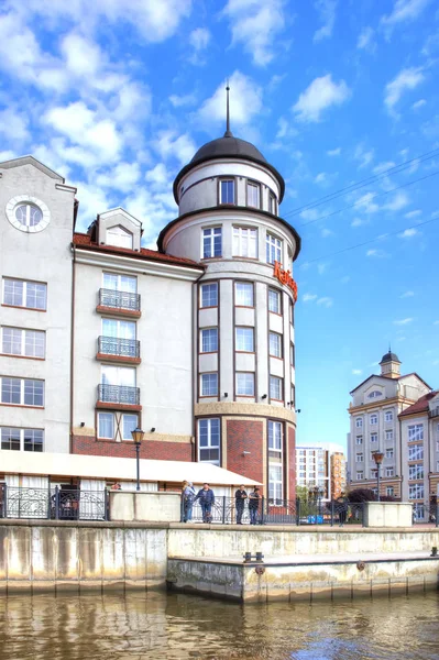 De stad van Kaliningrad. Vuurtoren in vis dorp — Stockfoto