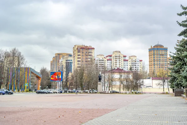 City Reutov. Plaza Lenin —  Fotos de Stock