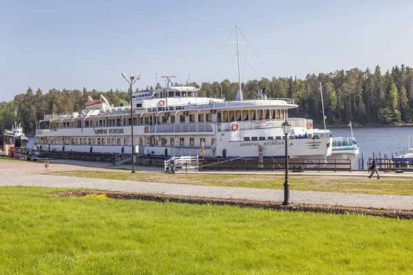 L'isola di Valaam. Posto barca dello Spaso-Preobrazhensky di Valaa — Foto Stock