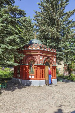 Kutsal Dormition Pskovo-Pechersky Manastırı (Pskov-Mağara Manastırı). Tapınak kompleksi