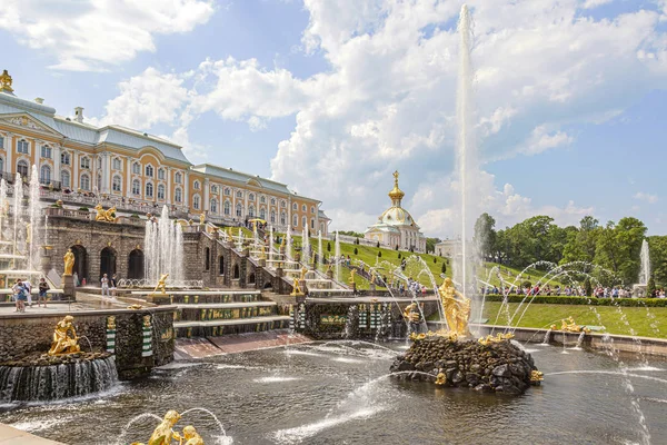 Peterhof. Grand Cascade — Stock Photo, Image