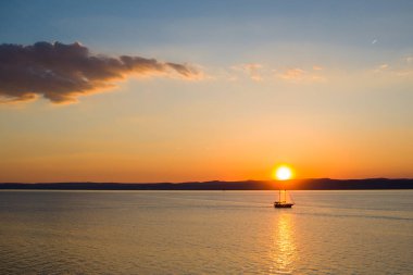 Günbatımı Balaton Gölü