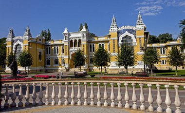 Ana Narzan Hamam eski bina