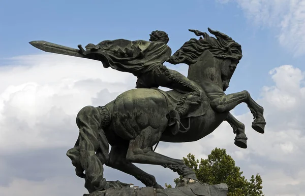 Estatua de Sasuntsi Davit en Ereván . —  Fotos de Stock