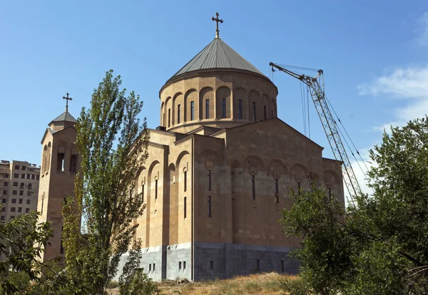 Nova igreja arménia em Erevan — Fotografia de Stock