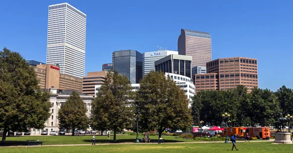 Vista dal parco cittadino nel centro di Denver . — Foto Stock