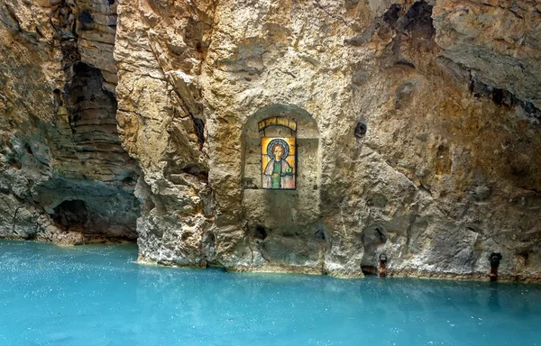 Danau alami bawah tanah yang unik . — Stok Foto