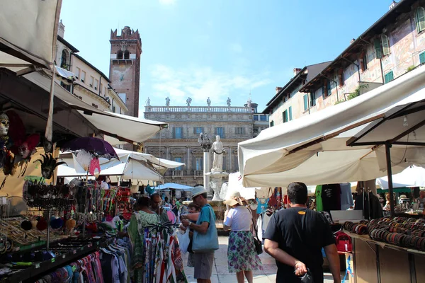 Vista de la ciudad de Verona, Italia — Foto de Stock