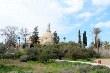 Hala Sultan Tekke Camii yakınında Larnaka, Kıbrıs