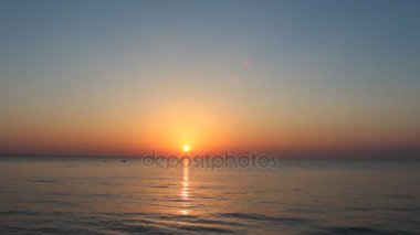 Akdeniz Larnaka, Kıbrıs'tan Sunrise manzaraya