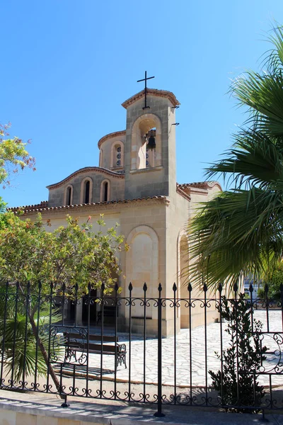 Iglesia en Larnaca, Chipre — Foto de Stock