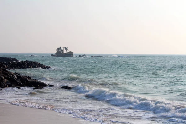 Pohled z Indického oceánu ze Srí Lanky — Stock fotografie