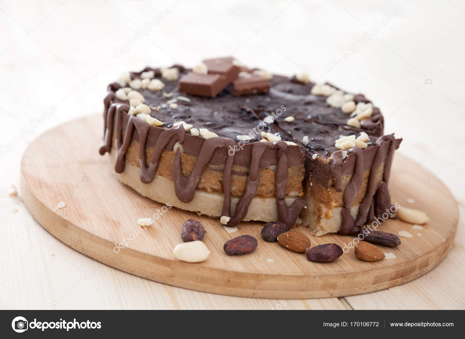 Gateau De Snickers Veagan Cru Image Libre De Droit Par Blanaru C