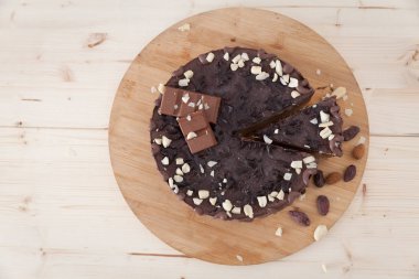 Çiğ vegan kek snickers