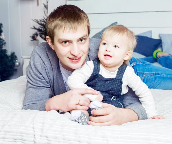 Šťastný otec a jeho syn — Stock fotografie