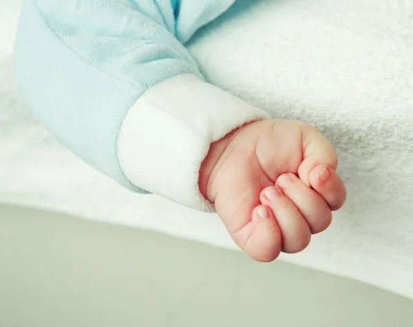 Braço de um bebê — Fotografia de Stock