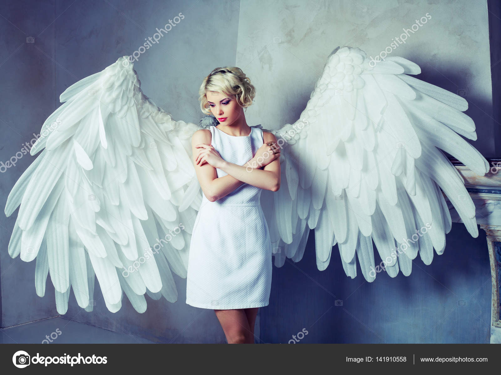 Красивая женщина ангел стоковое фото ©Photolin 141910558