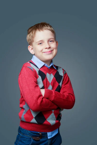 Niño feliz aislado — Foto de Stock