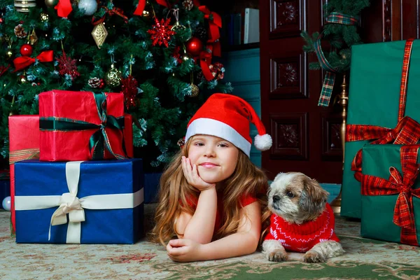 Menina no Natal — Fotografia de Stock