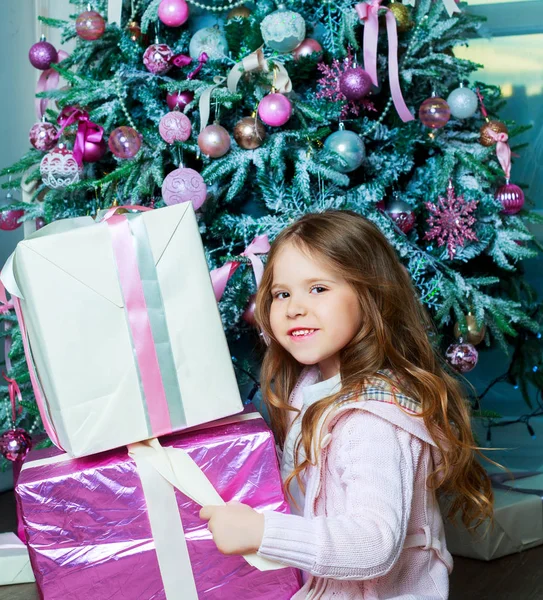 Ragazza a Natale — Foto Stock