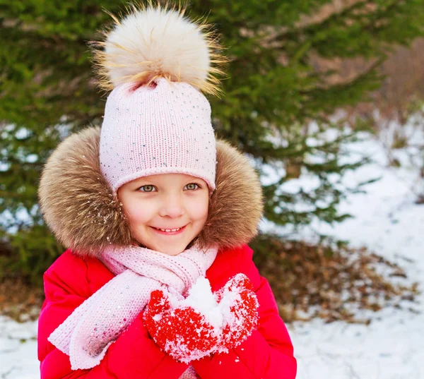 Girl in the park — Stock Photo, Image