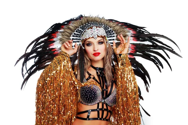 Tancerz na sobie strój Native American — Zdjęcie stockowe