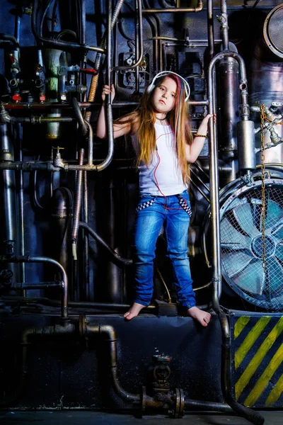 Meisje in de steampunk stijl fotoshoot — Stockfoto