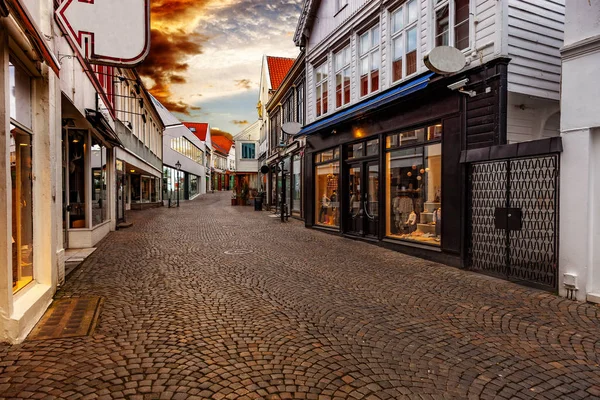 Calle comercial en Stavanger — Foto de Stock