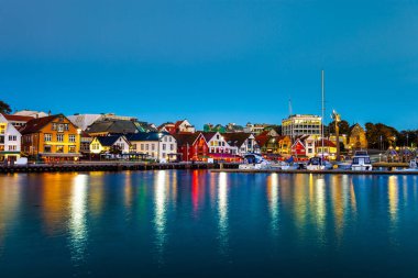 Stavanger at night clipart