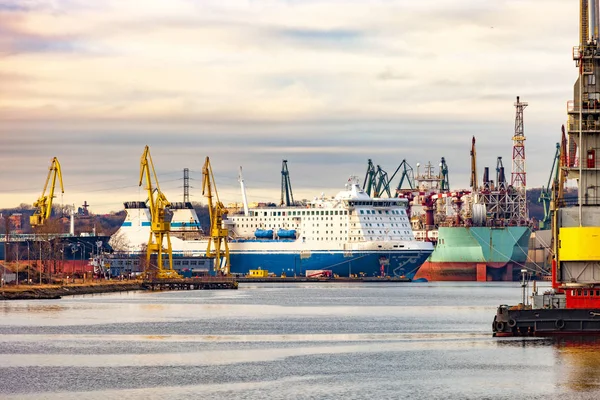 Astillero de Gdansk — Foto de Stock